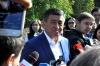 Kırgızistan'daki Seçimlerin Galibi Ceenbekov Oldu